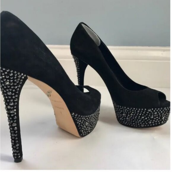 Brain Atwood with Swarovski crystals on the heels - Picture 7 of 10